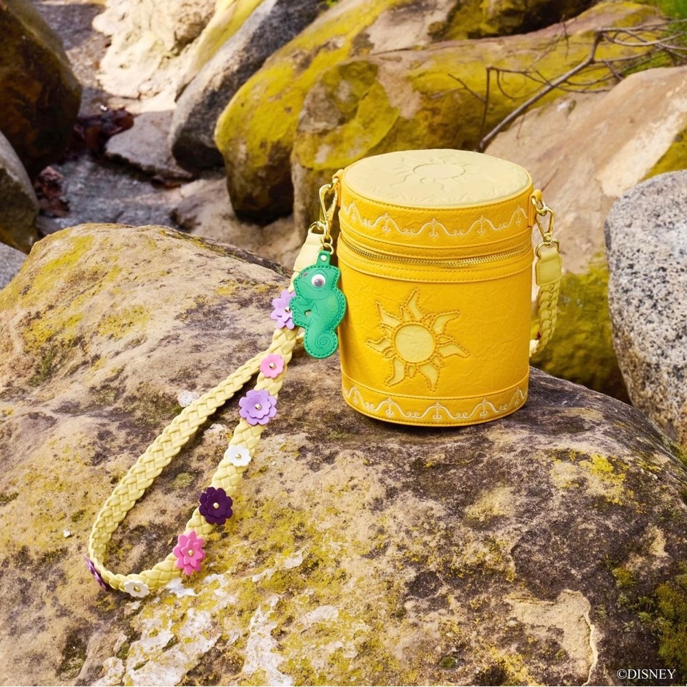 Loungefly Exclusive Stitch Shoppe Tangled Lantern